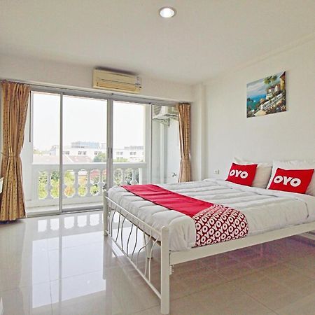 Super Oyo 498 Ladawan Villa Bangkok Ngoại thất bức ảnh