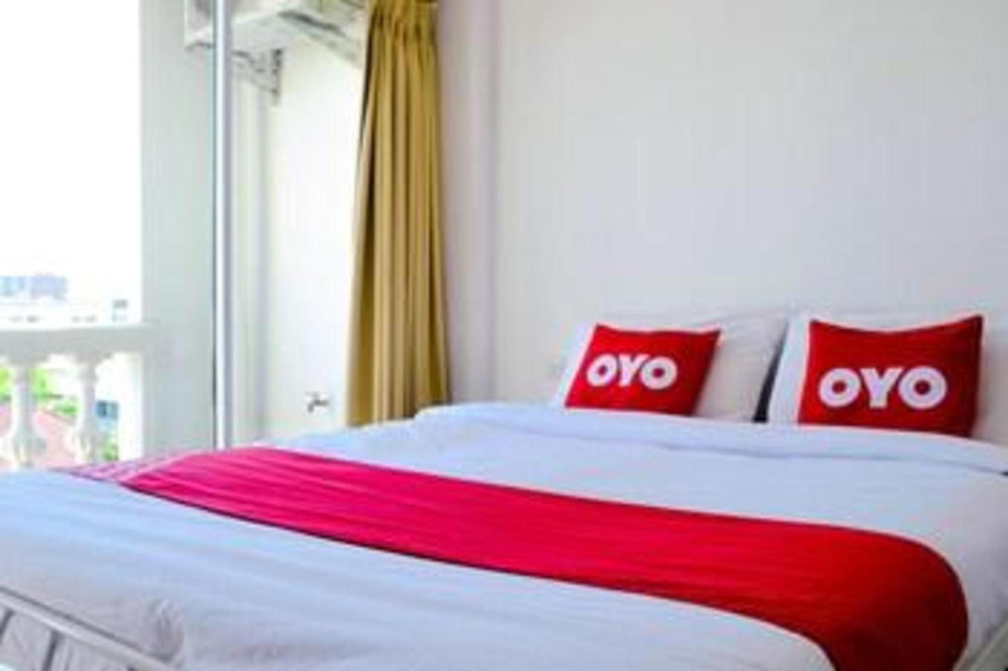 Super Oyo 498 Ladawan Villa Bangkok Ngoại thất bức ảnh