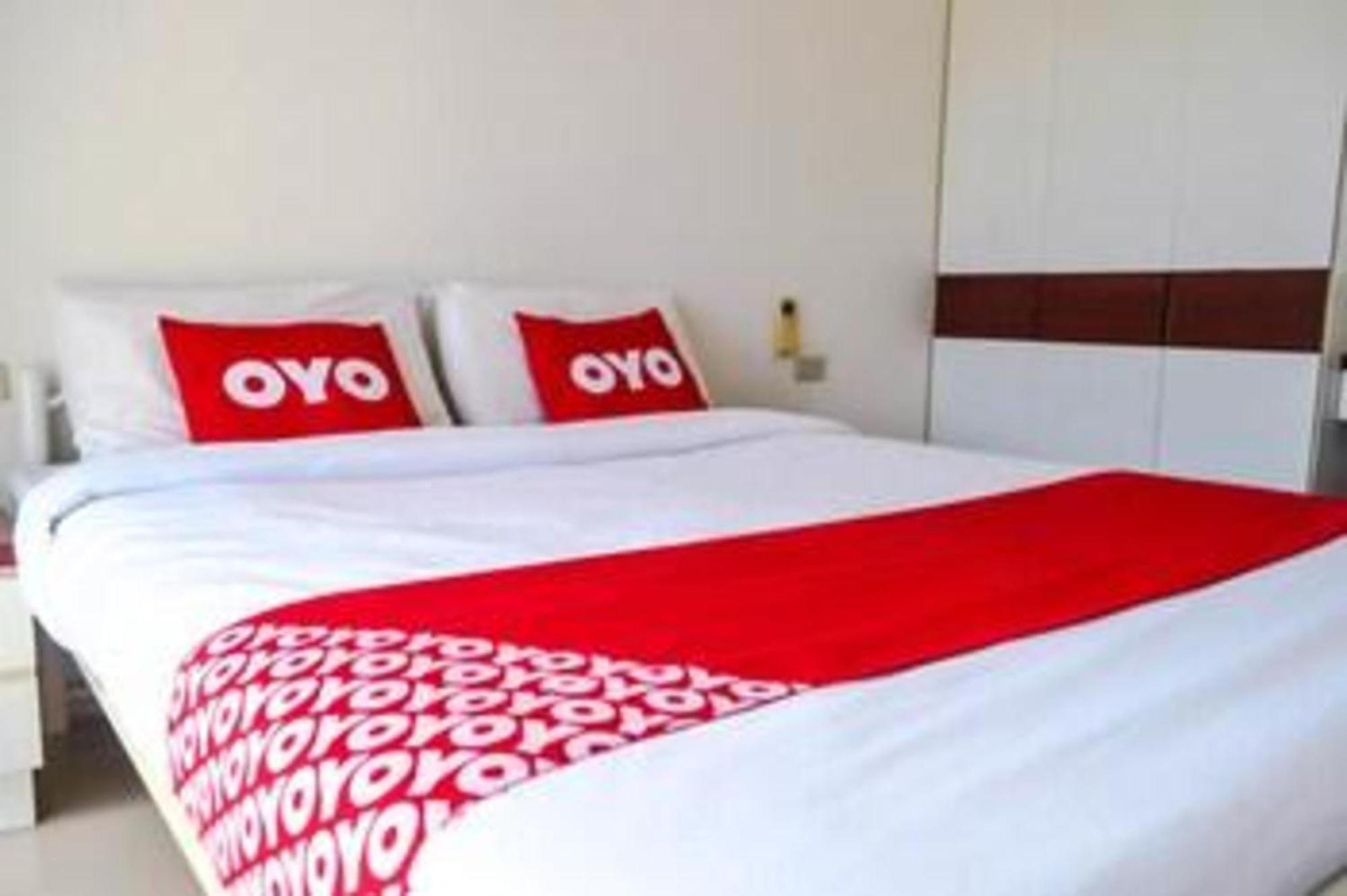 Super Oyo 498 Ladawan Villa Bangkok Ngoại thất bức ảnh