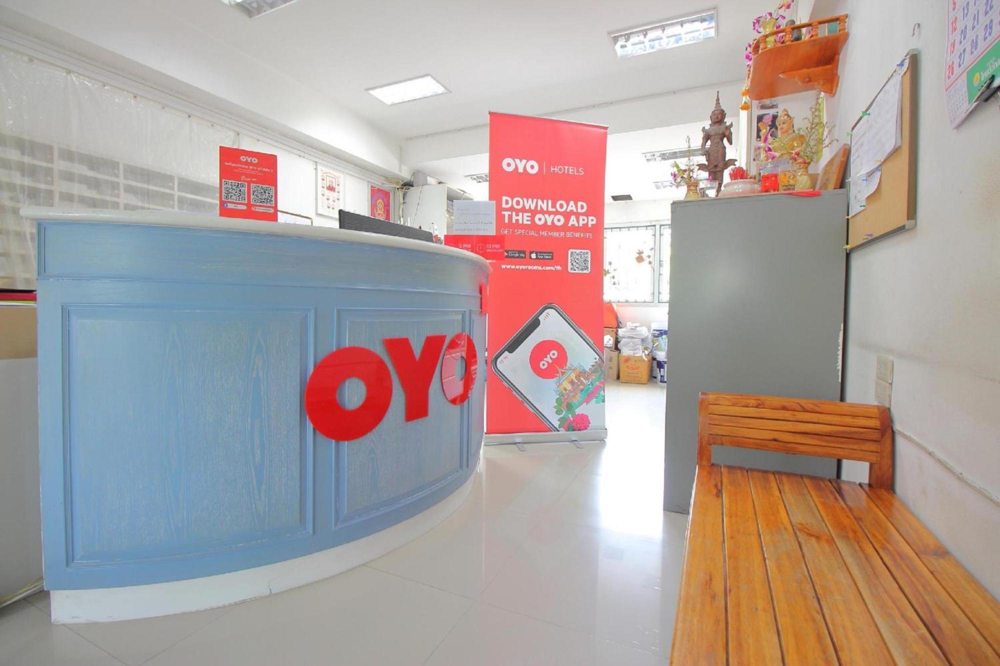 Super Oyo 498 Ladawan Villa Bangkok Ngoại thất bức ảnh